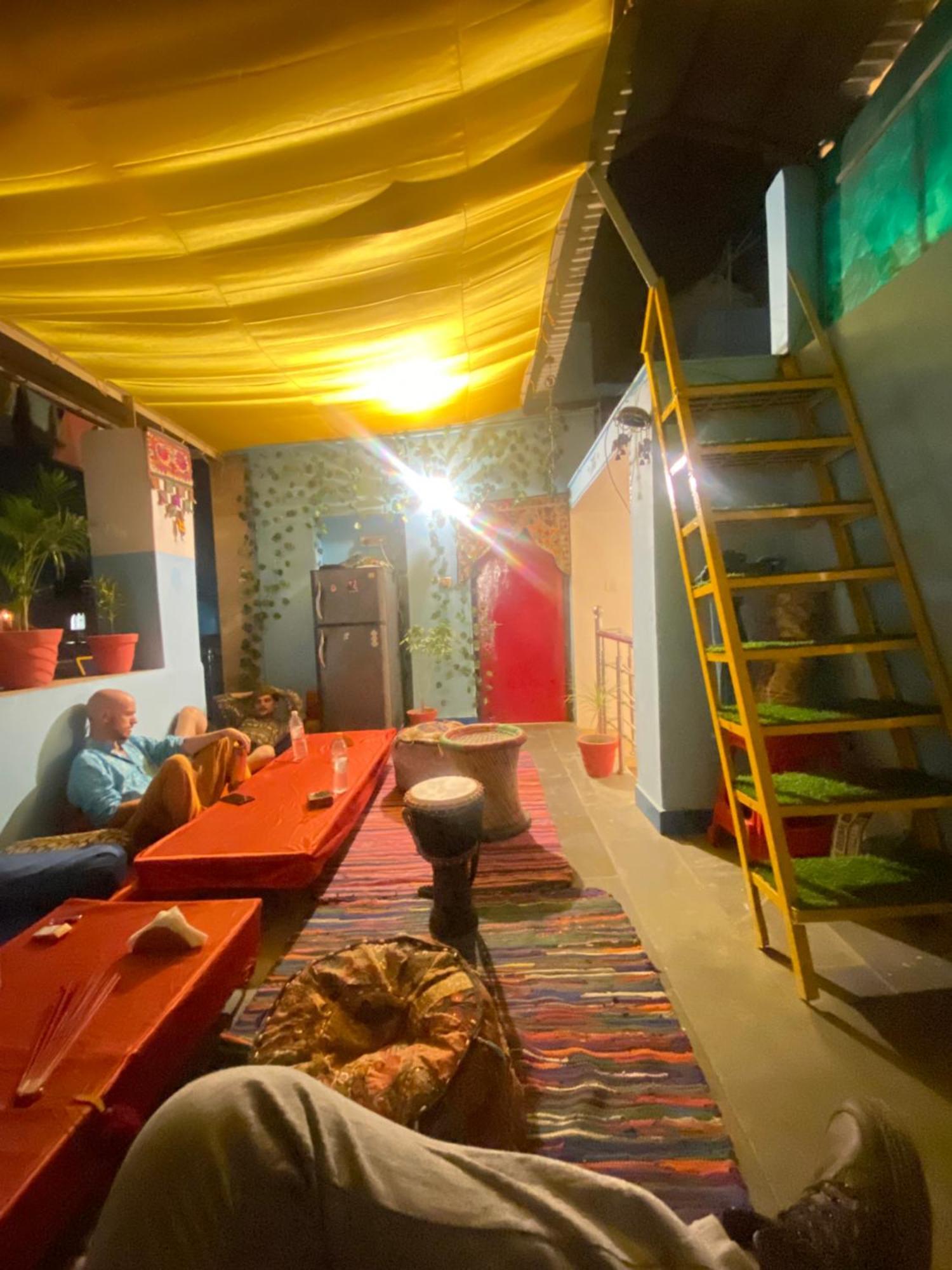 Blue Eye Hostel Jaisalmer Εξωτερικό φωτογραφία